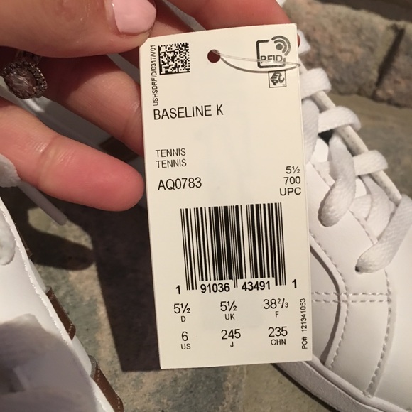 Adidas | Baseline K Rose Gold Sneakers NIB - Picture 6 of 8